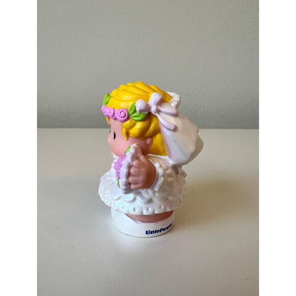 Fisher-Price Little People Wedding Bride 2007 - Picture 5 of 5
